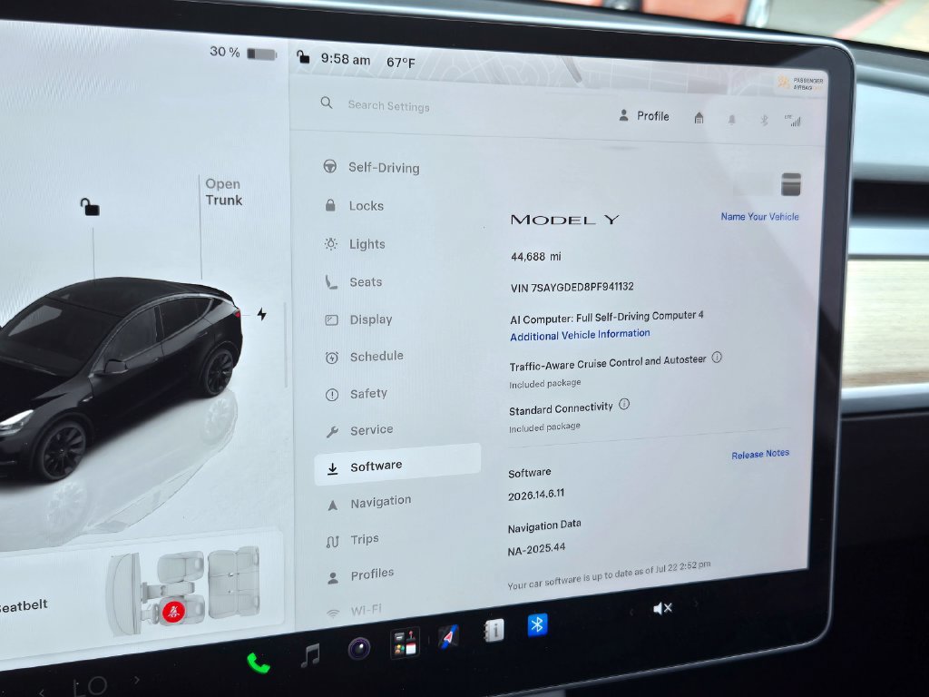 Used 2023 Tesla Model Y 2WD image 21