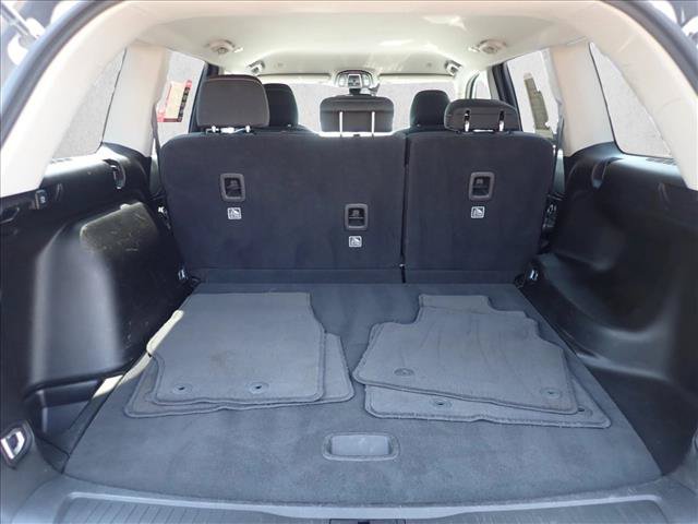 Used 2024 Jeep Grand Cherokee Laredo AWD/4WD image 8