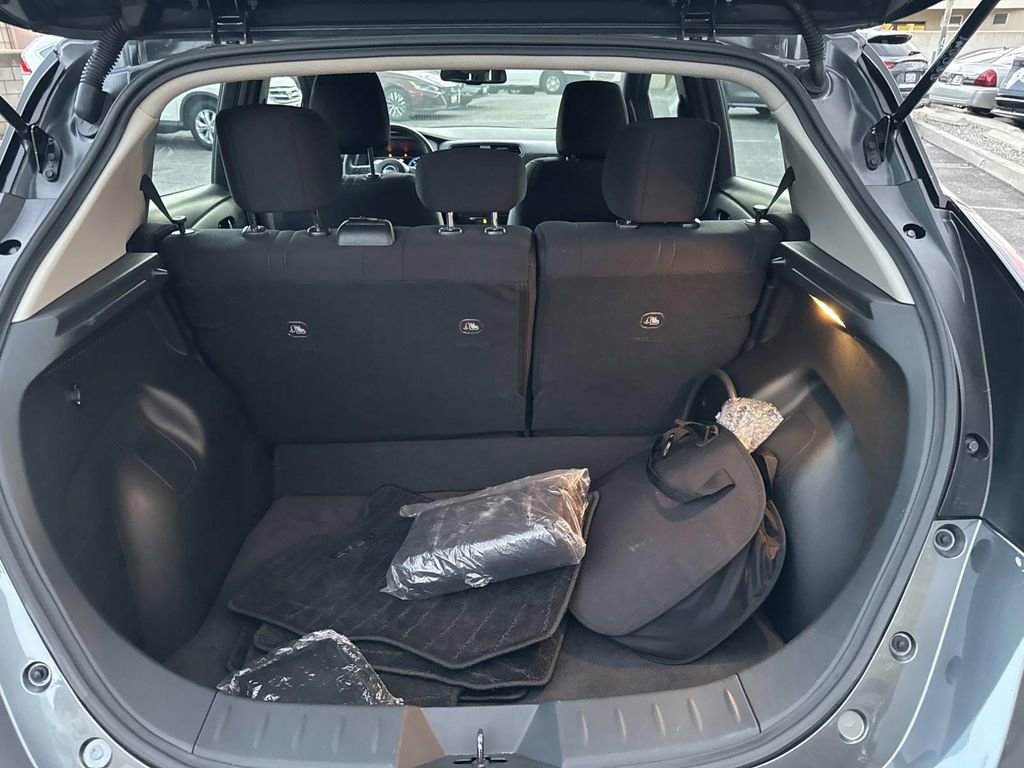 Used 2025 Nissan Leaf SV Plus image 5