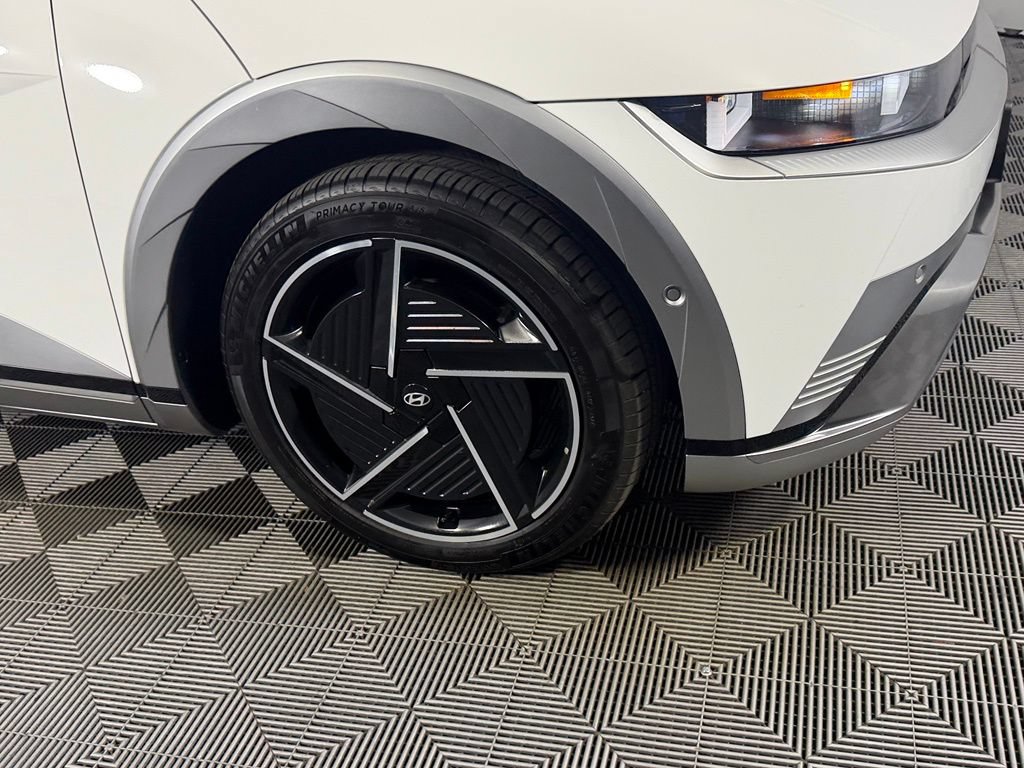Used 2025 Hyundai Ioniq 5 Limited AWD/4WD image 10