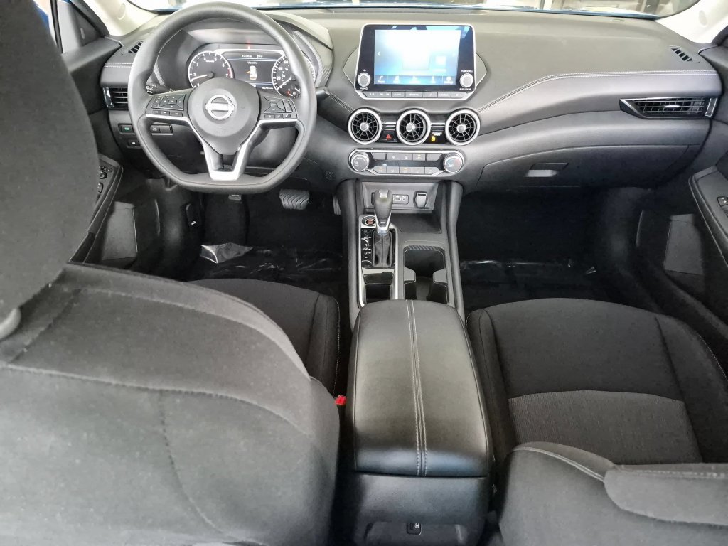 Used 2025 Nissan Sentra SV FWD image 24