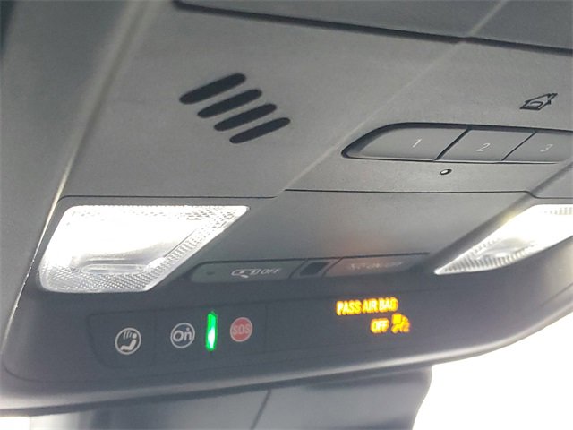 Certified 2022 Cadillac XT4 Luxury w/ Cold Weather Package image 24