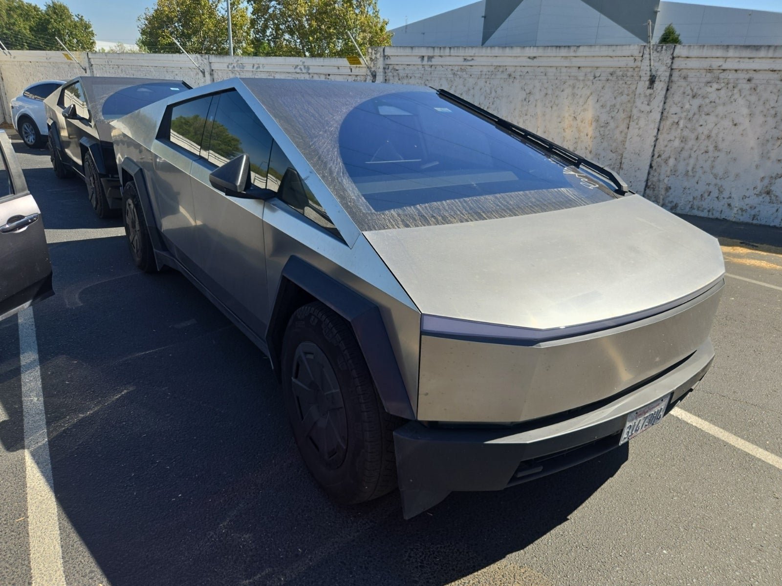 Used 2025 Tesla Cybertruck AWD Crew Cab image 1