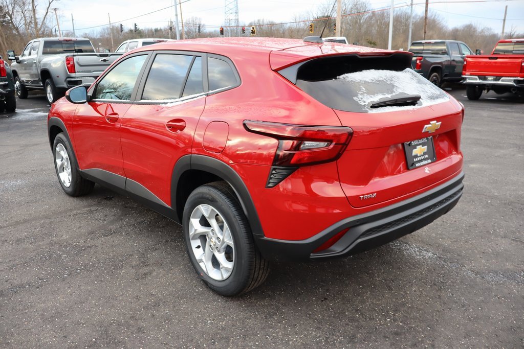 New 2026 Chevrolet Trax LS w/ LS Convenience Package image 3