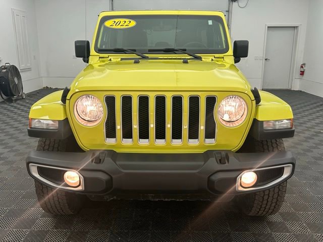 Used 2022 Jeep Wrangler Unlimited Sahara w/ Cold Weather Group image 16