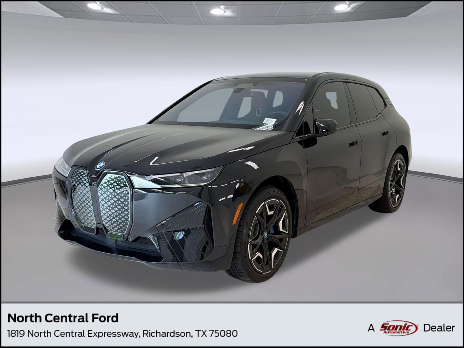 Used 2025 BMW iX xDrive50 w/ Premium Package image 1