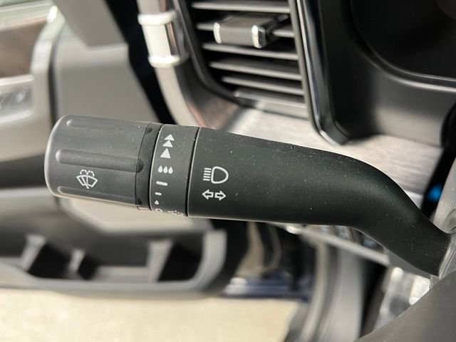 Used 2025 Ford F350 Lariat w/ Black Appearance Package AWD/4WD image 31