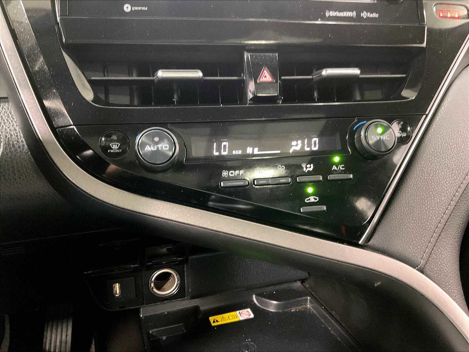 Used 2023 Toyota Camry XLE image 26