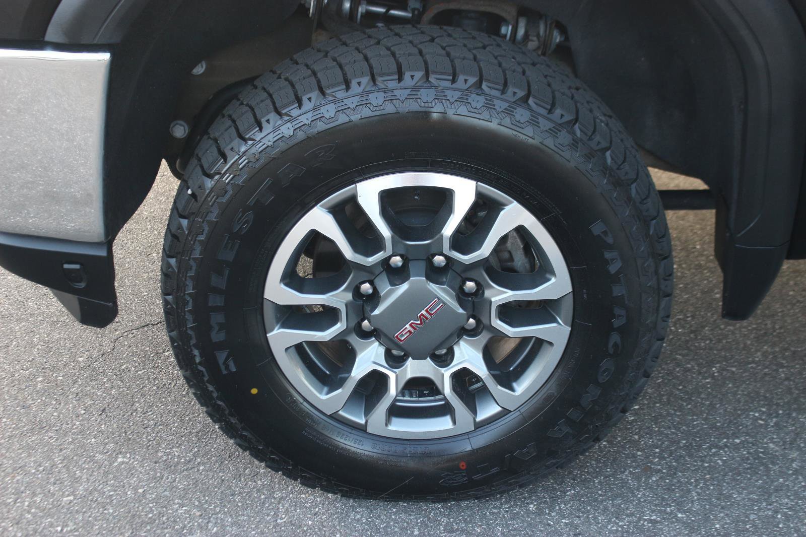 Used 2023 GMC Sierra 2500 SLE w/ SLE Value Package; AWD/4WD image 44