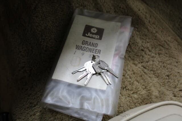 Used 1989 Jeep Grand Wagoneer image 51