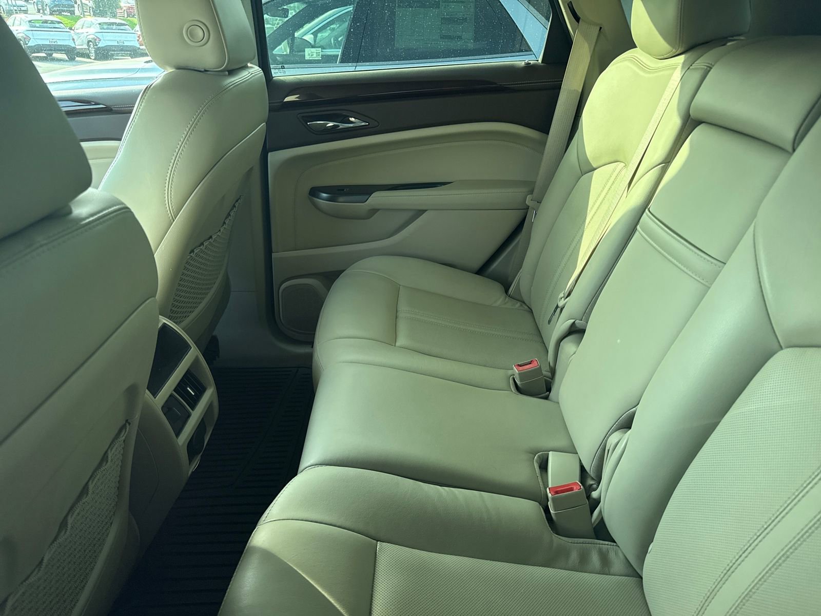 Used 2015 Cadillac SRX Performance w/ Driver Awareness Package image 11