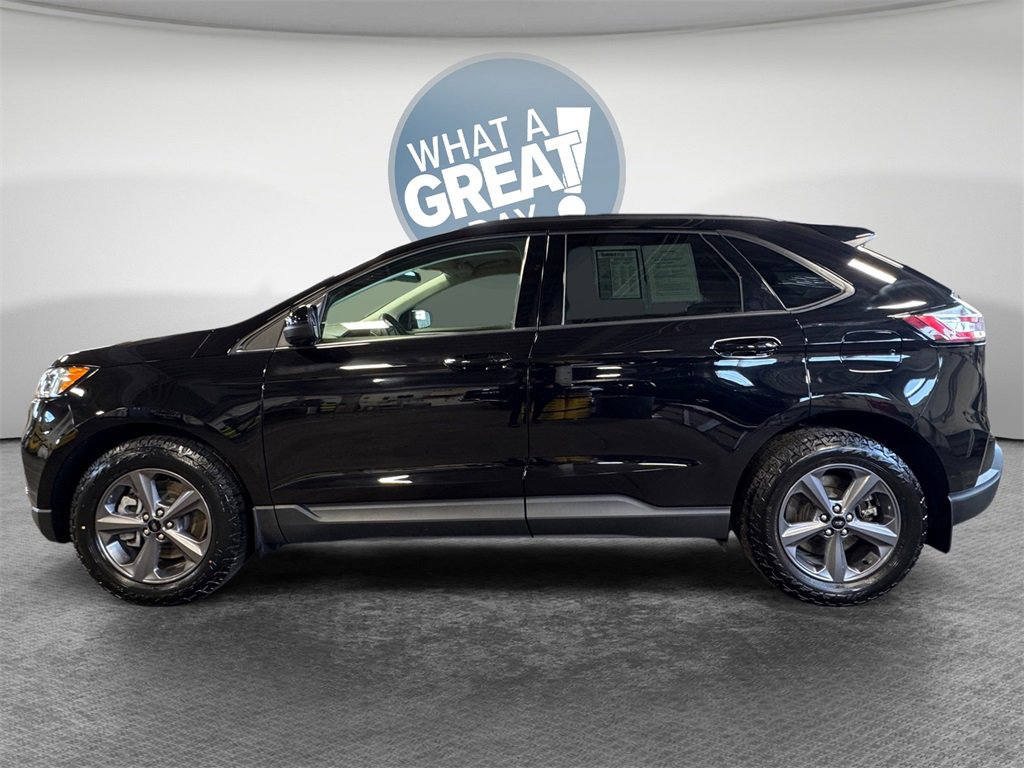 Used 2024 Ford Edge SEL w/ Sport Appearance Package image 7