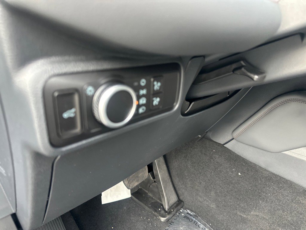 New 2026 Ford Explorer Active image 15