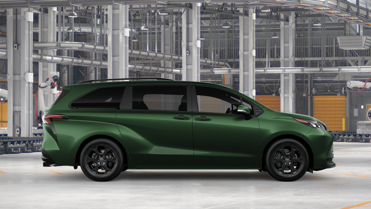 New 2026 Toyota Sienna XLE Woodland Edition AWD/4WD image 12