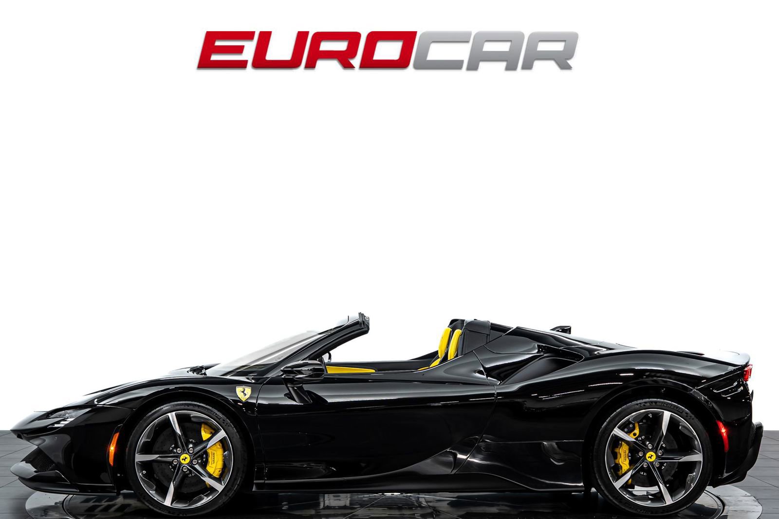 Used 2024 Ferrari SF90 Spider AWD/4WD image 2