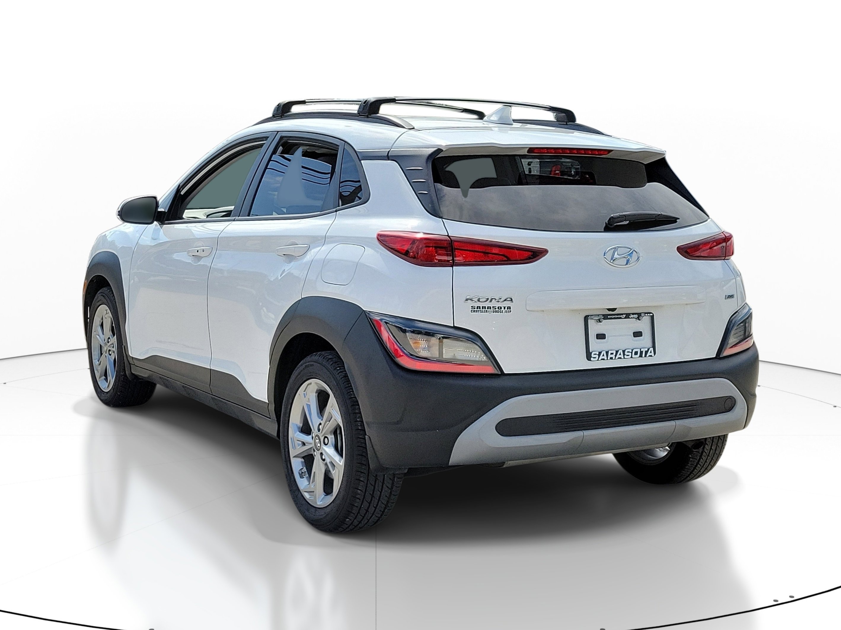 Used 2023 Hyundai Kona SEL AWD/4WD image 4