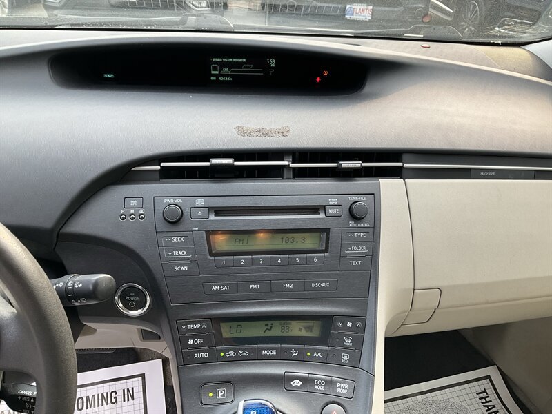 Used 2010 Toyota Prius Two FWD image 23