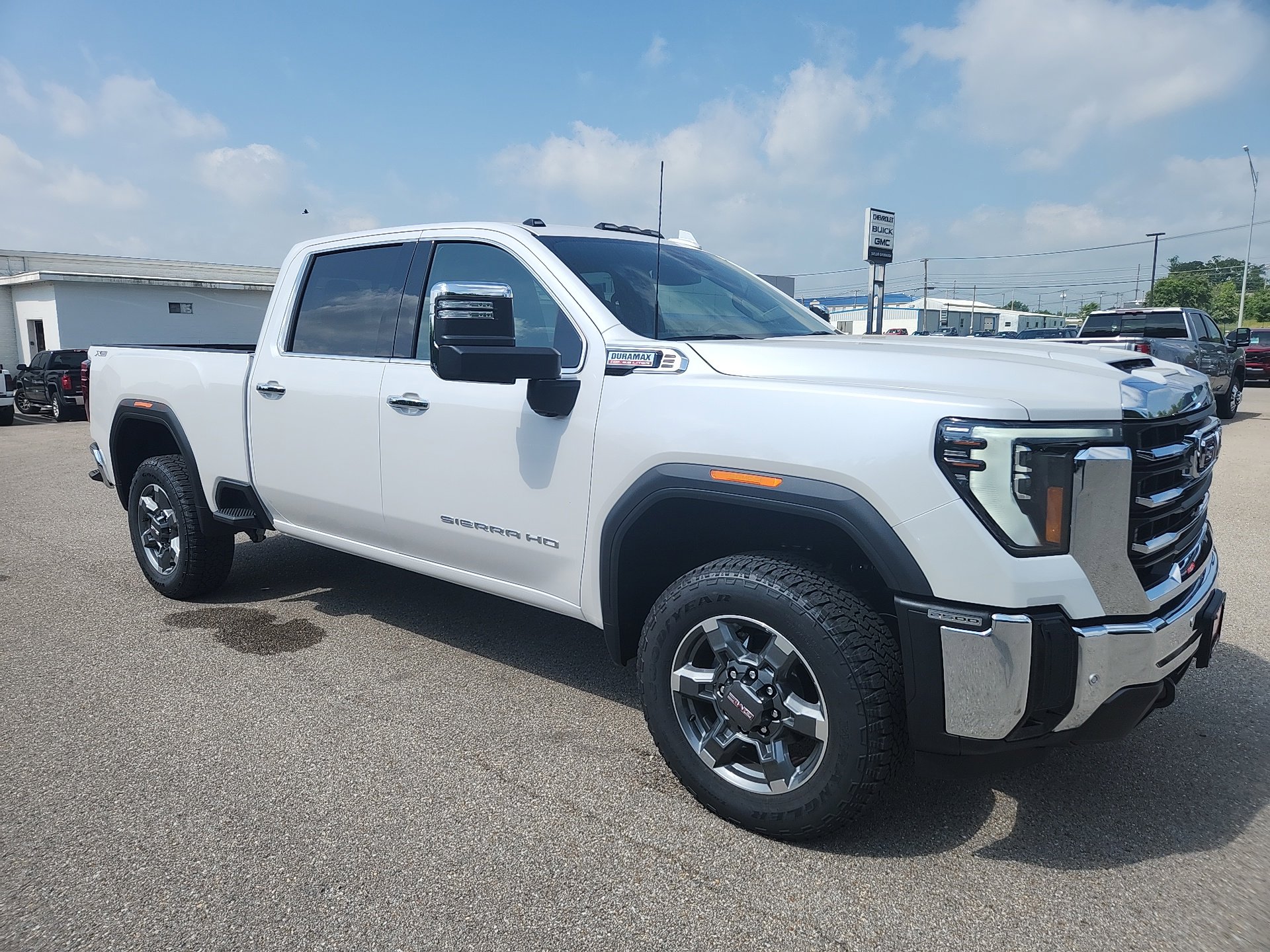 New 2025 GMC Sierra 2500 SLT w/ SLT Convenience Package image 2