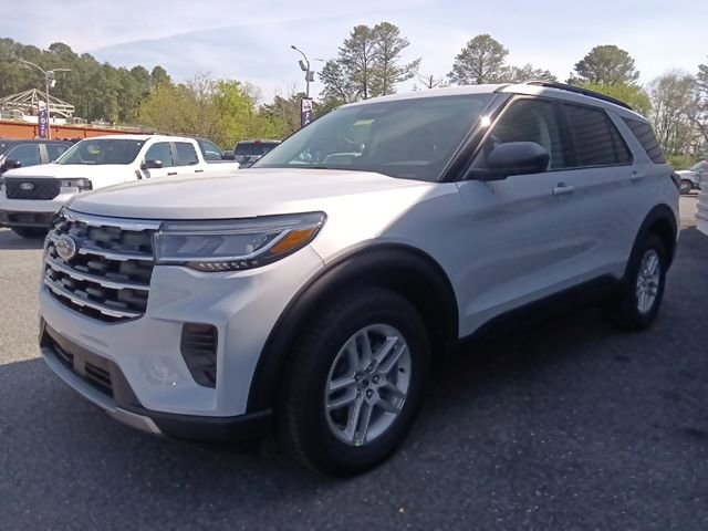 New 2026 Ford Explorer Active RWD image 7