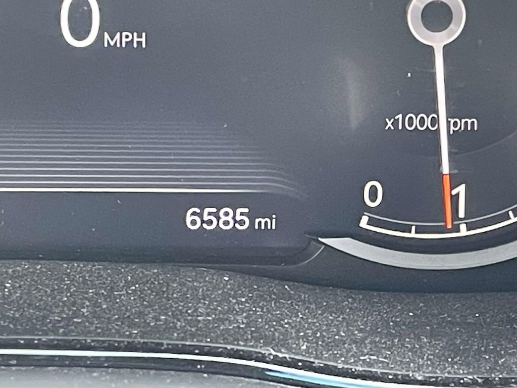 Used 2025 Genesis GV70 3.5T Sport w/ Sport Advanced Package image 39