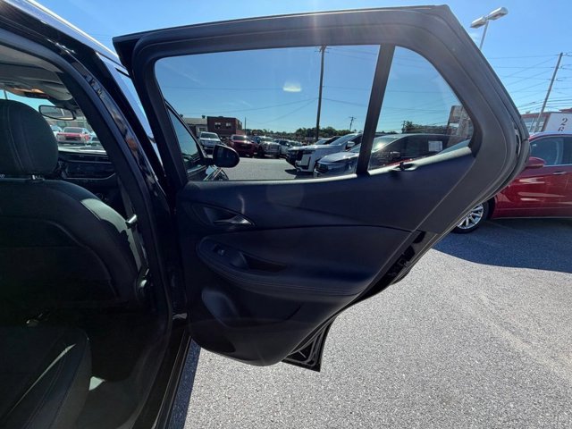 Used 2023 Buick Encore GX Essence w/ Experience Buick Package AWD/4WD image 16