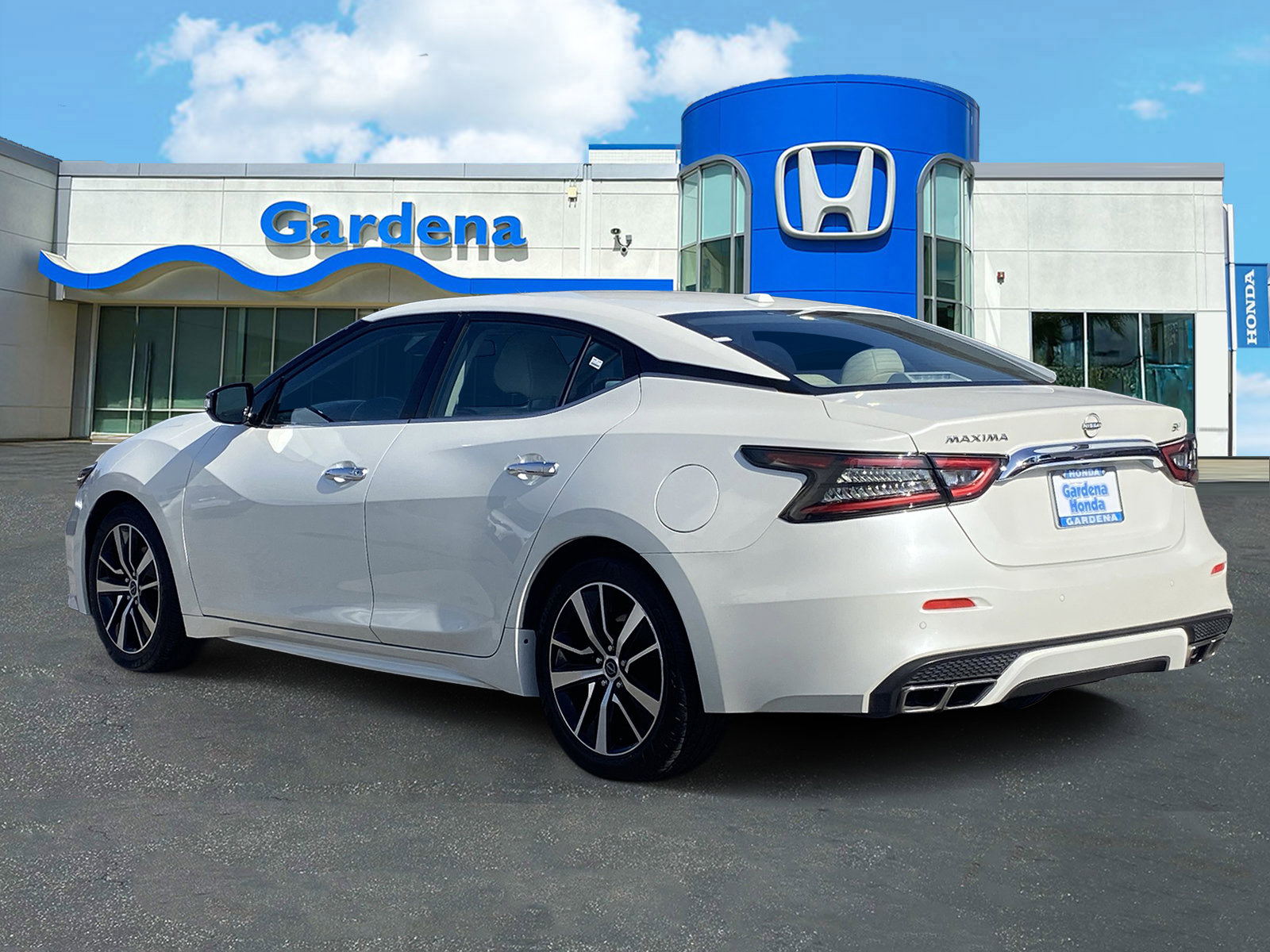 Used 2023 Nissan Maxima SV w/ Floor Mat Group FWD image 4