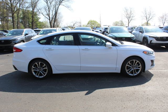 Used 2020 Ford Fusion SEL FWD image 2