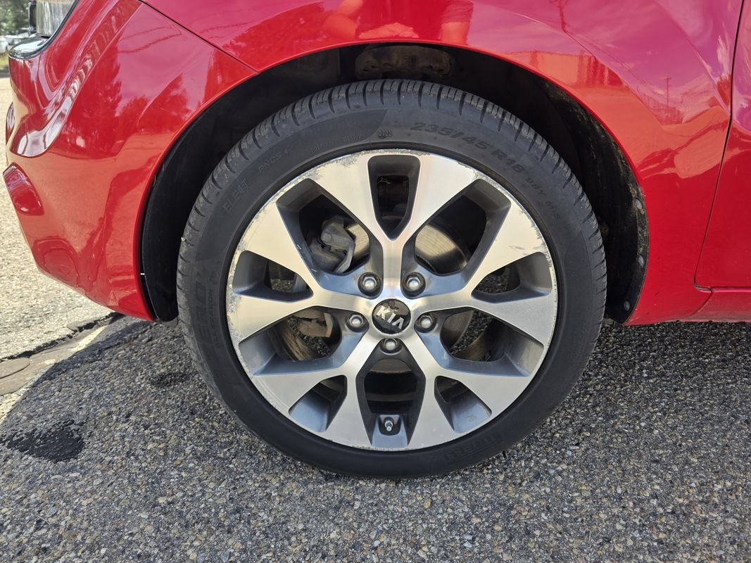 Used 2013 Kia Soul ! w/ Premium Pkg FWD image 38
