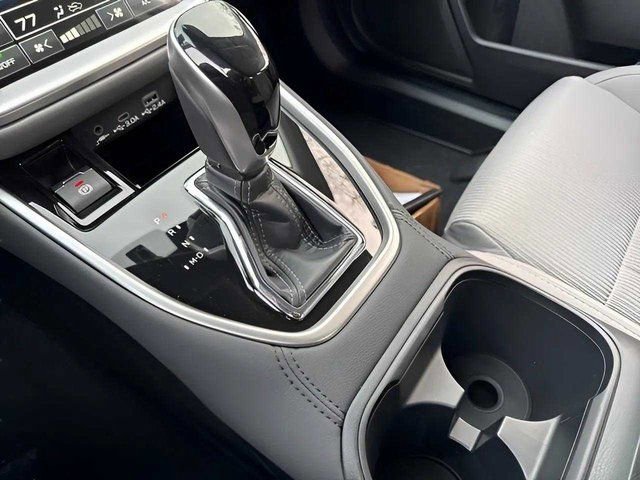 Certified 2025 Subaru Legacy Premium image 10