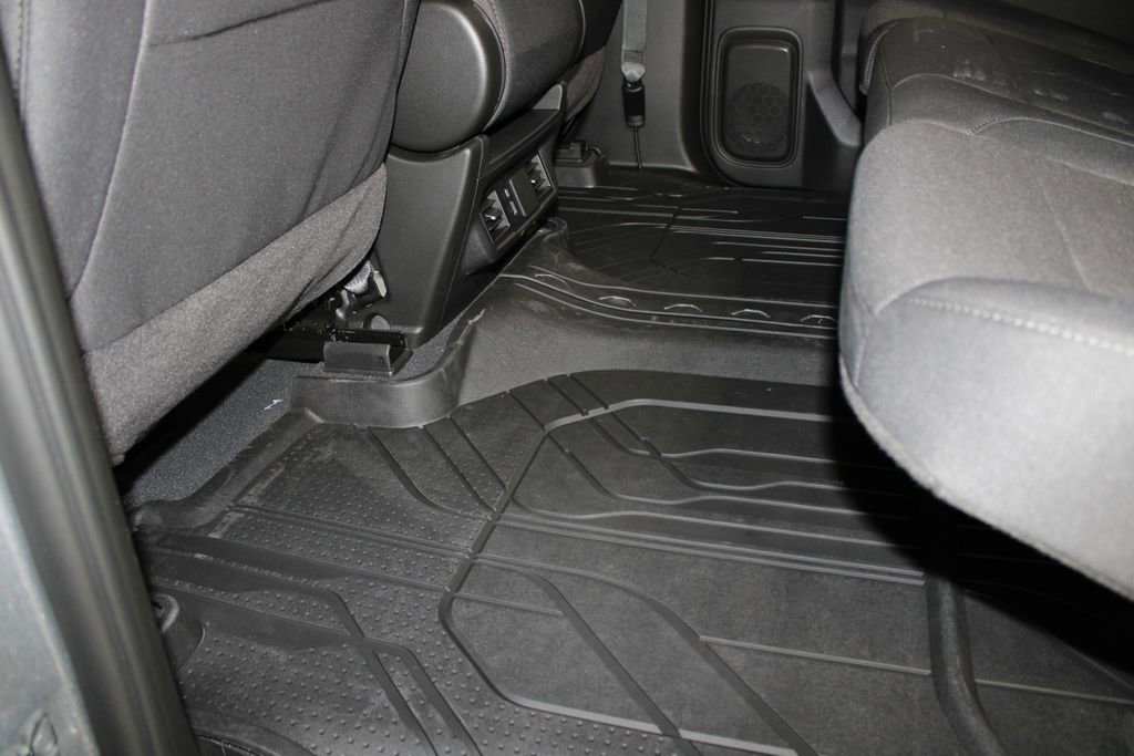 New 2026 Chevrolet Silverado 1500 Custom w/ Turbomax Blackout Package image 24