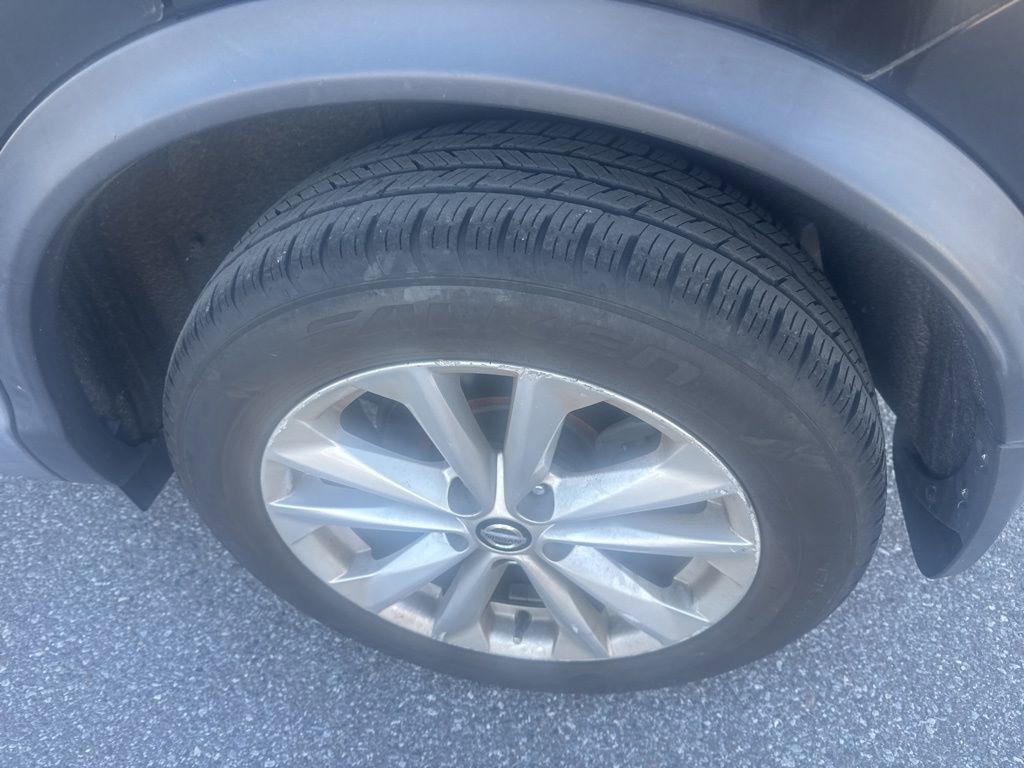 Used 2019 Nissan Rogue Sport SV w/ Technology Package image 3