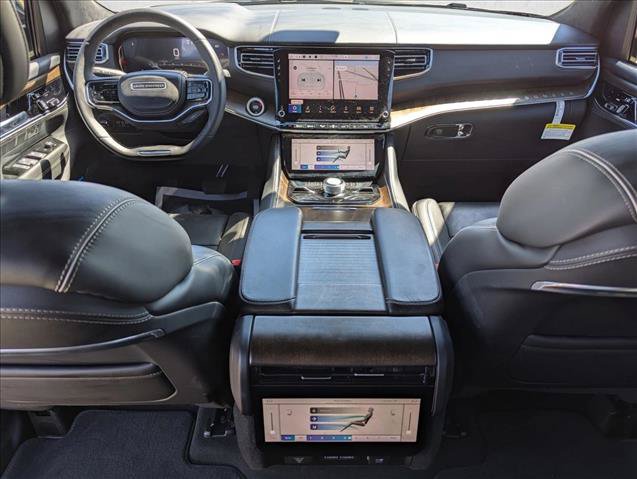 Used 2023 Jeep Grand Wagoneer L Series II w/ Flexible Seating Group AWD/4WD image 17