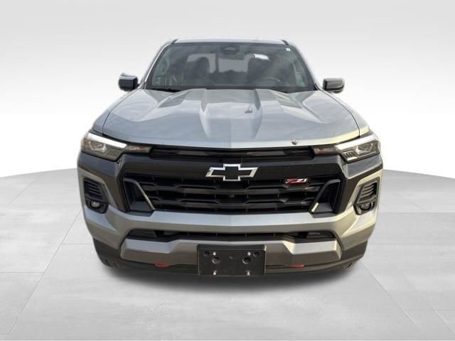 Certified 2024 Chevrolet Colorado Z71 w/ LPO, Dark Essentials Package image 8
