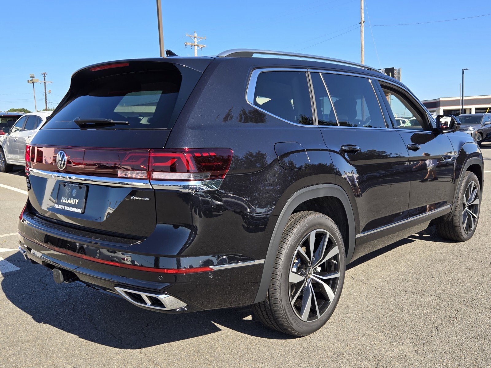 New 2026 Volkswagen Atlas SEL Premium R-Line image 3