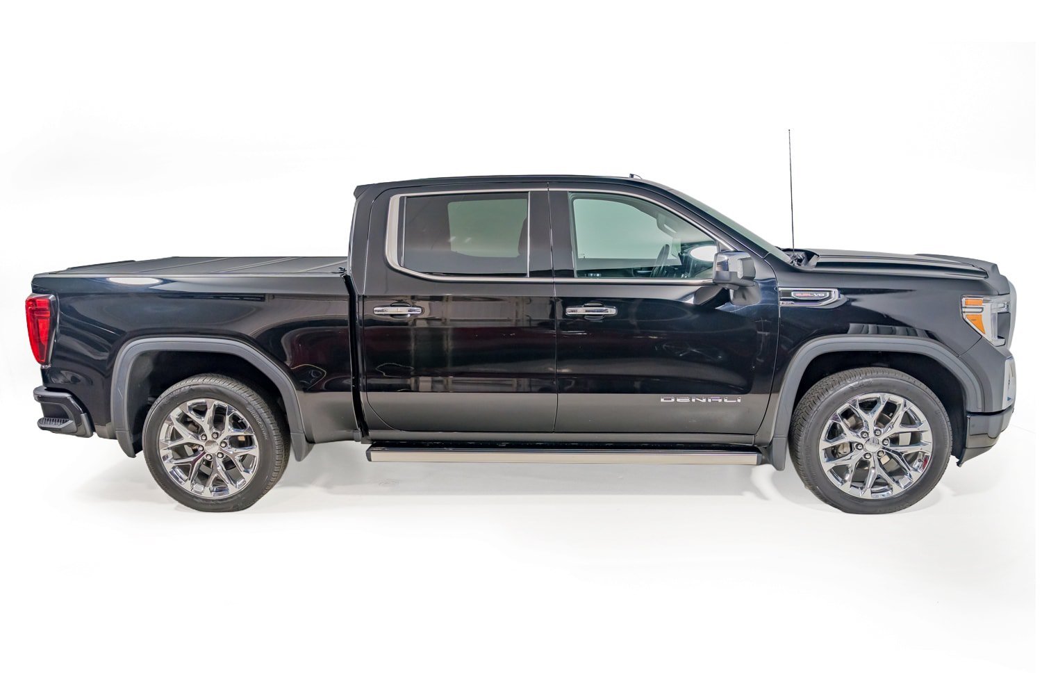 Used 2022 GMC Sierra 1500 Denali w/ Denali Reserve Package AWD/4WD image 10