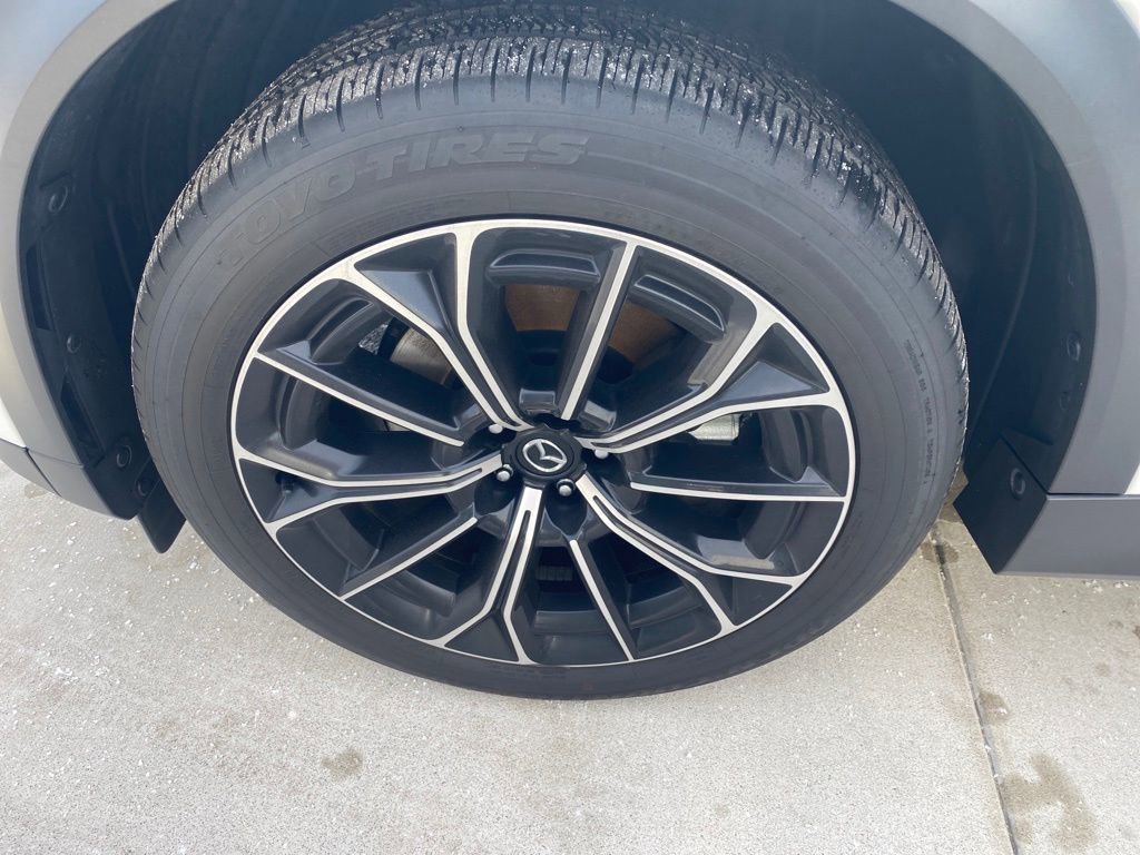 Certified 2025 MAZDA CX-70 Plug-In Hybrid w/ Premium Plus image 29