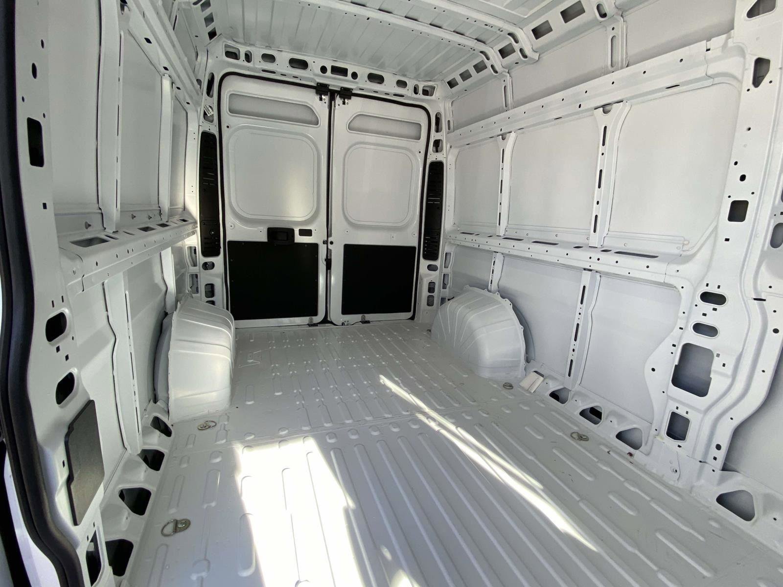 Used 2025 RAM ProMaster 2500 w/ Quick Order Package 22G SLT image 19