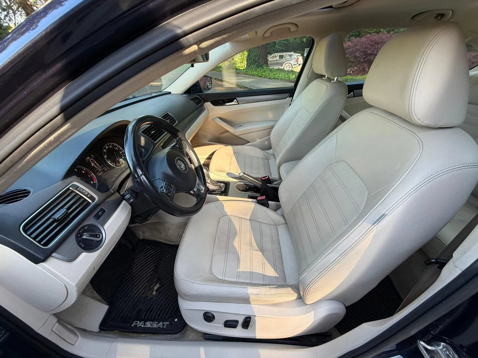 Used 2015 Volkswagen Passat 1.8T SE FWD image 7