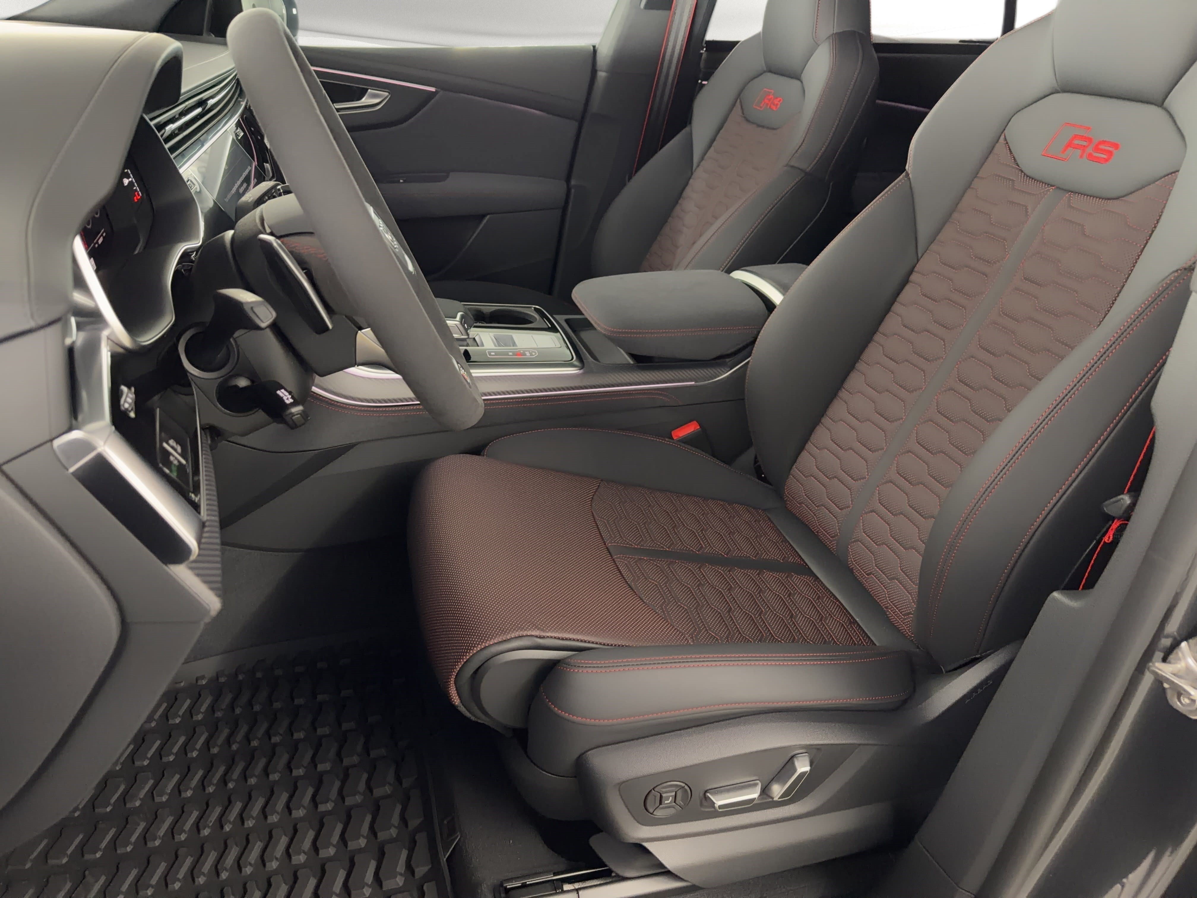 New 2026 Audi RS Q8 performance AWD/4WD image 5