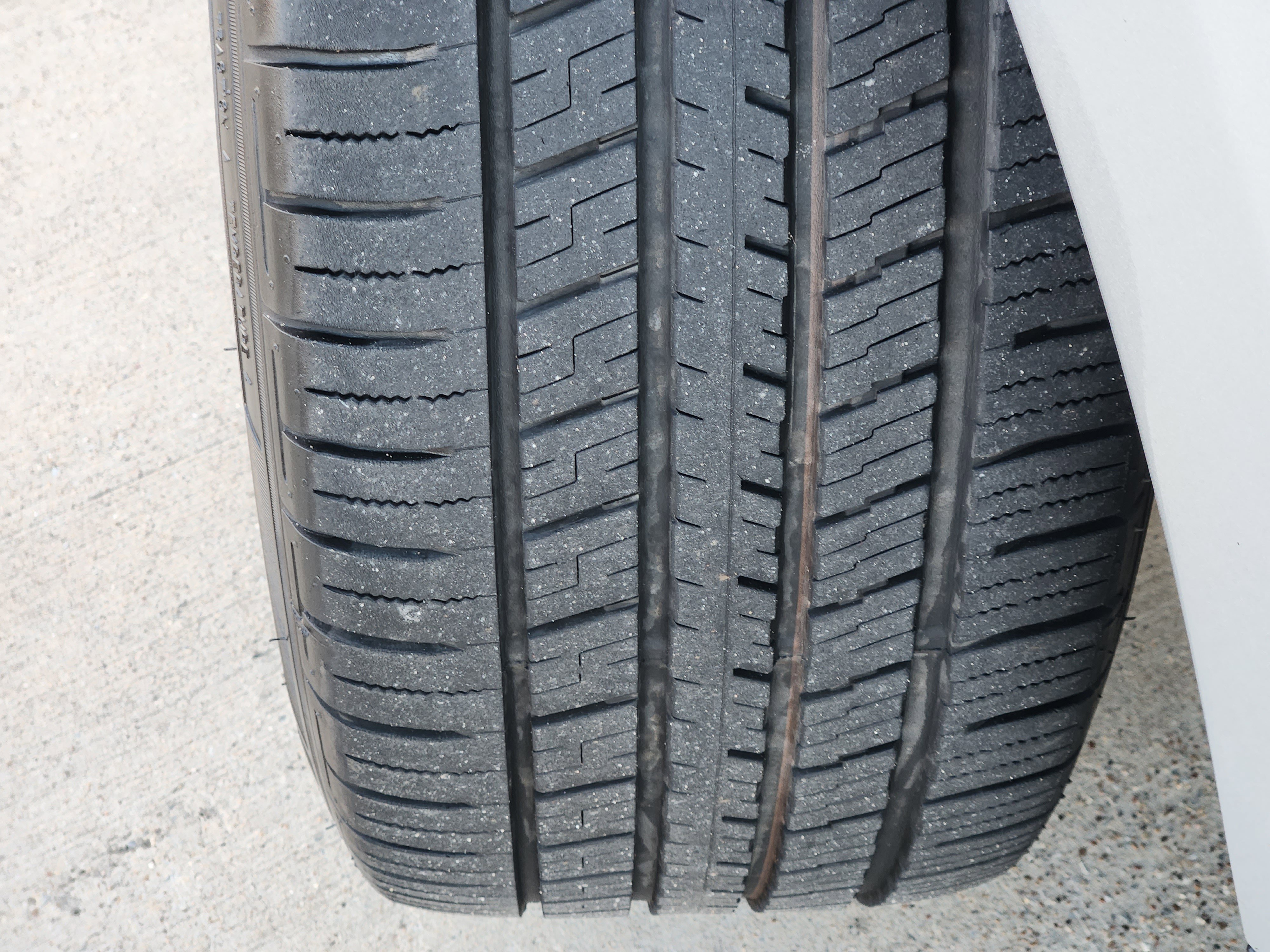 Used 2018 Jaguar F-PACE Prestige image 10