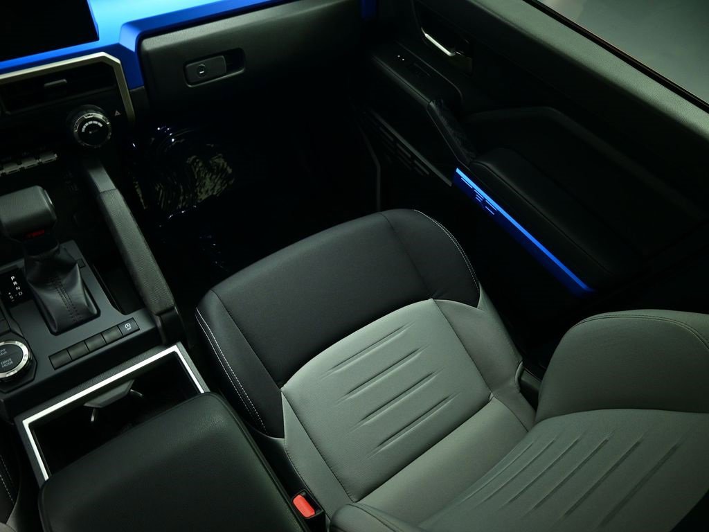 Used 2024 Toyota Tacoma TRD Sport image 10