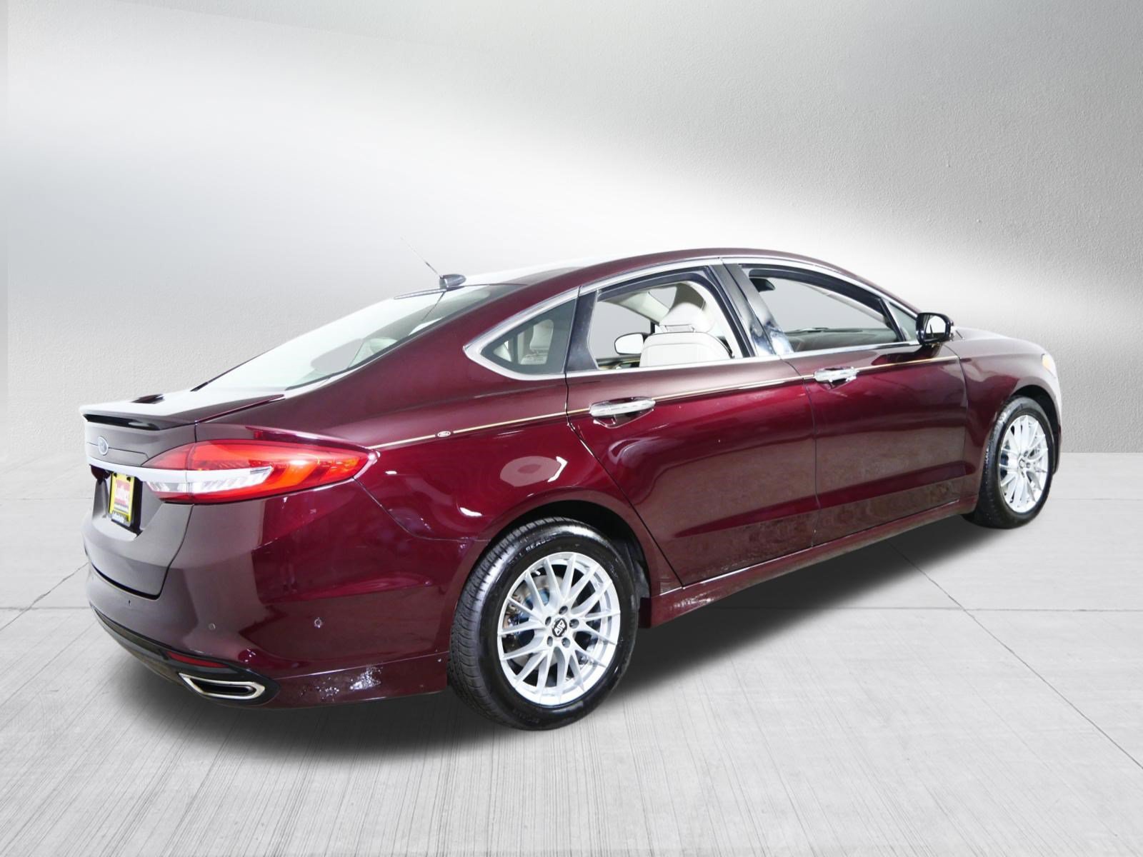 Used 2017 Ford Fusion Platinum AWD/4WD image 7