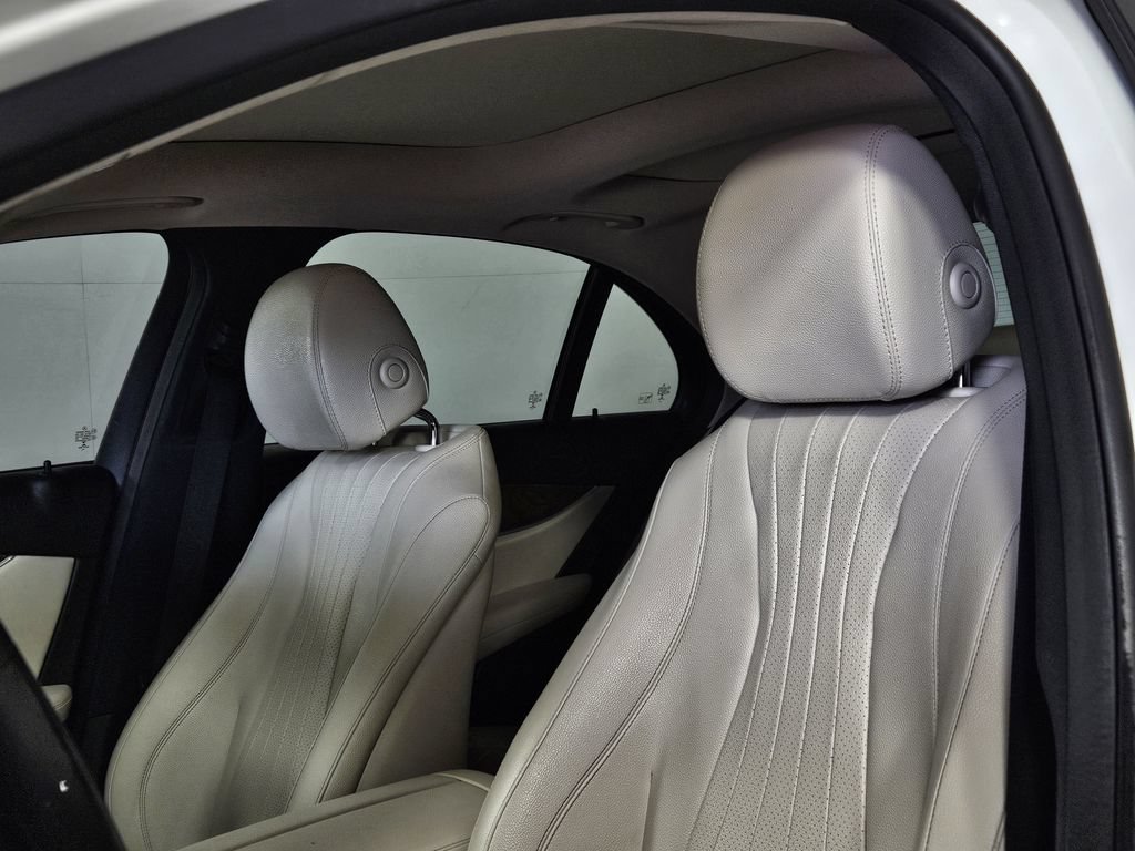 Used 2019 Mercedes-Benz E 300 w/ Premium 1 Package image 21
