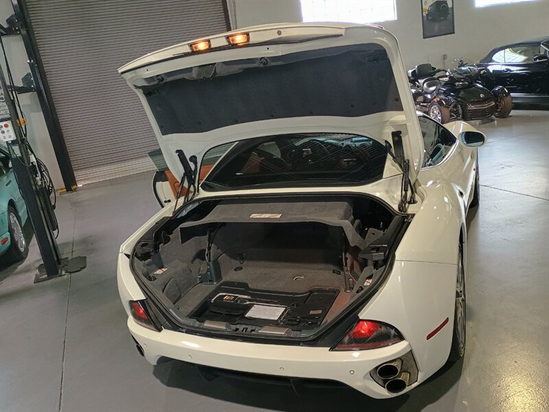 Used 2011 Ferrari California RWD image 53