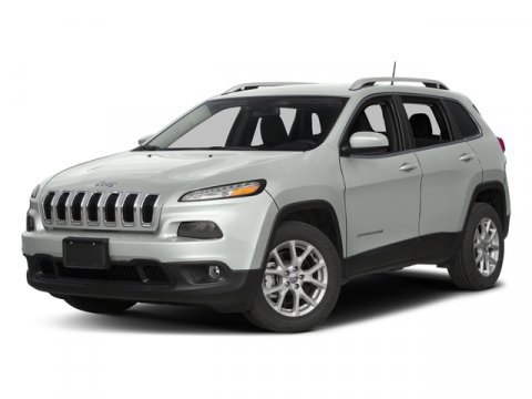 Used 2016 Jeep Cherokee Latitude w/ Comfort/Convenience Group