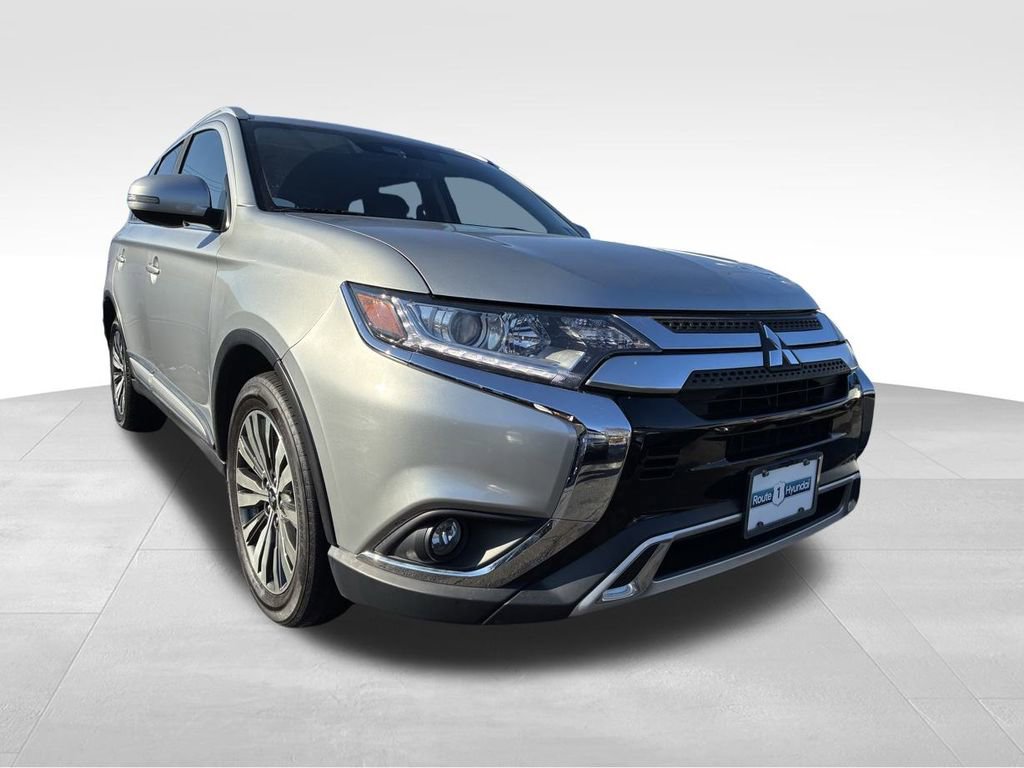 Used 2020 Mitsubishi Outlander SEL image 1