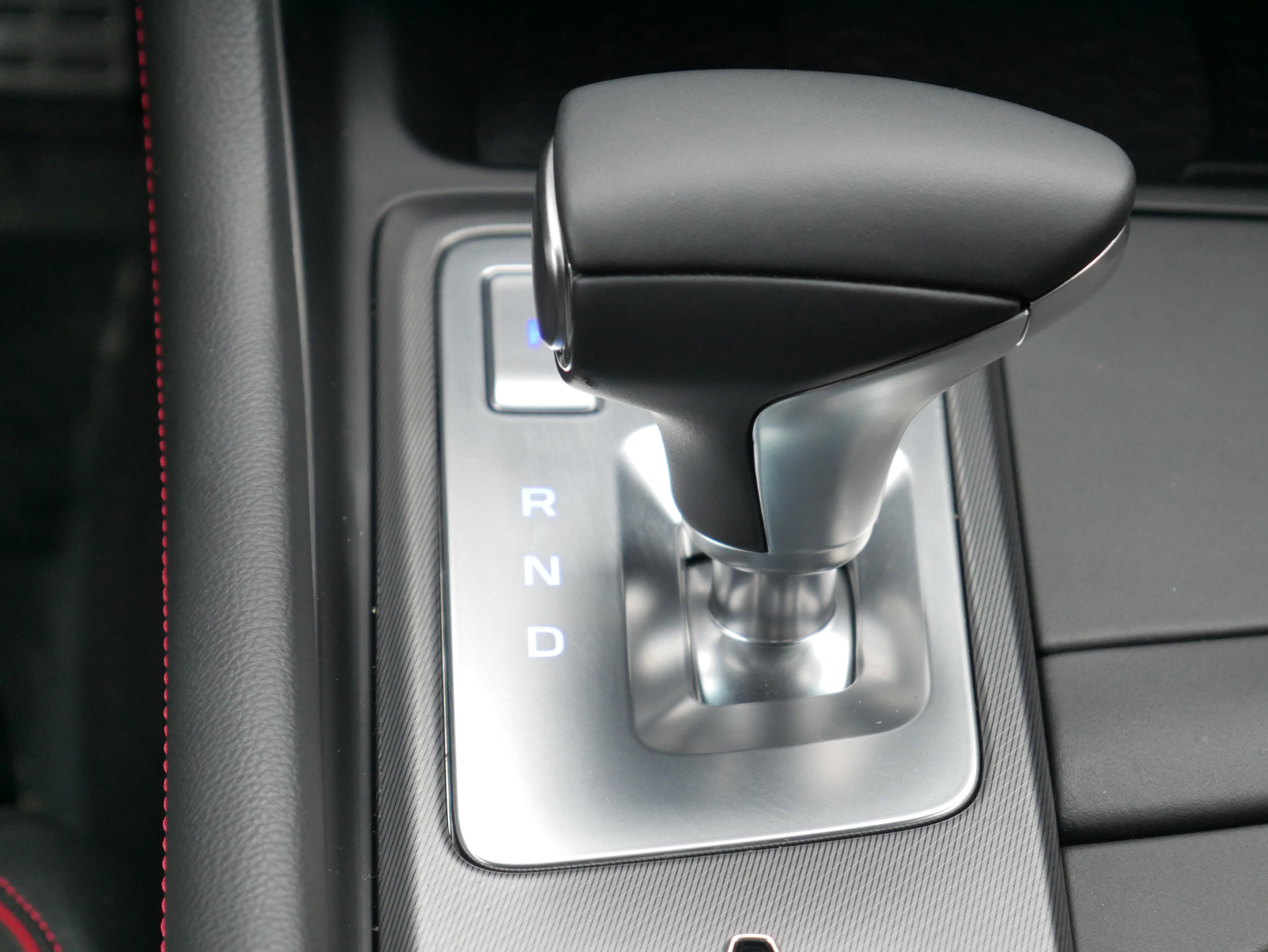 Used 2024 Genesis G70 2.5T w/ Sport Prestige Package image 23