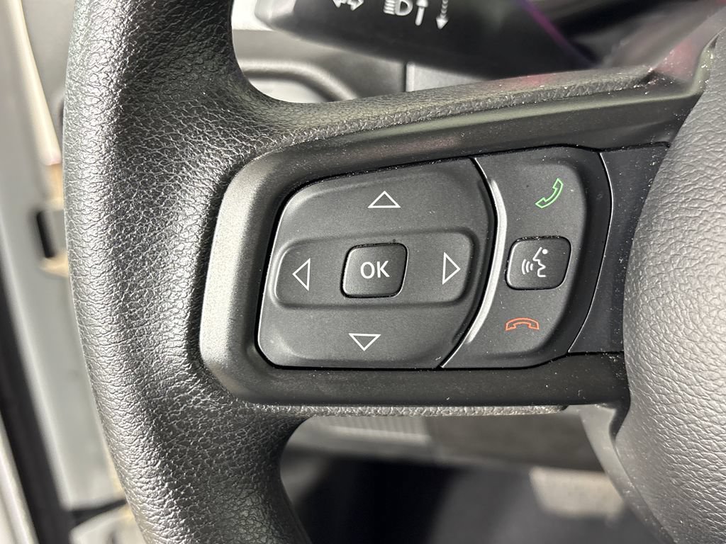 Used 2025 Jeep Gladiator Sport AWD/4WD image 18