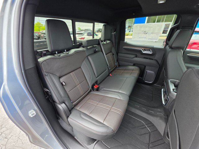 New 2026 Chevrolet Silverado 1500 High Country AWD/4WD image 17