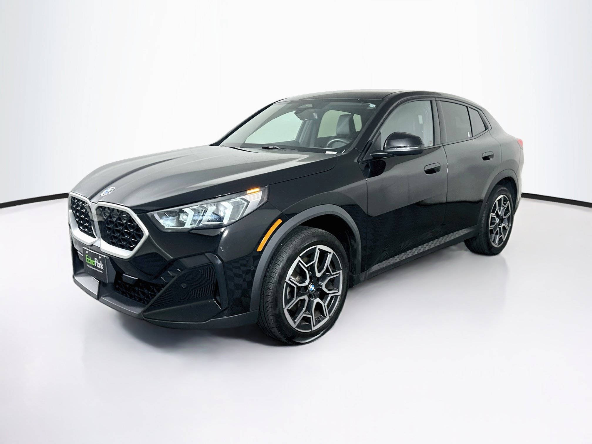Used 2026 BMW X2 xDrive28i AWD/4WD image 3
